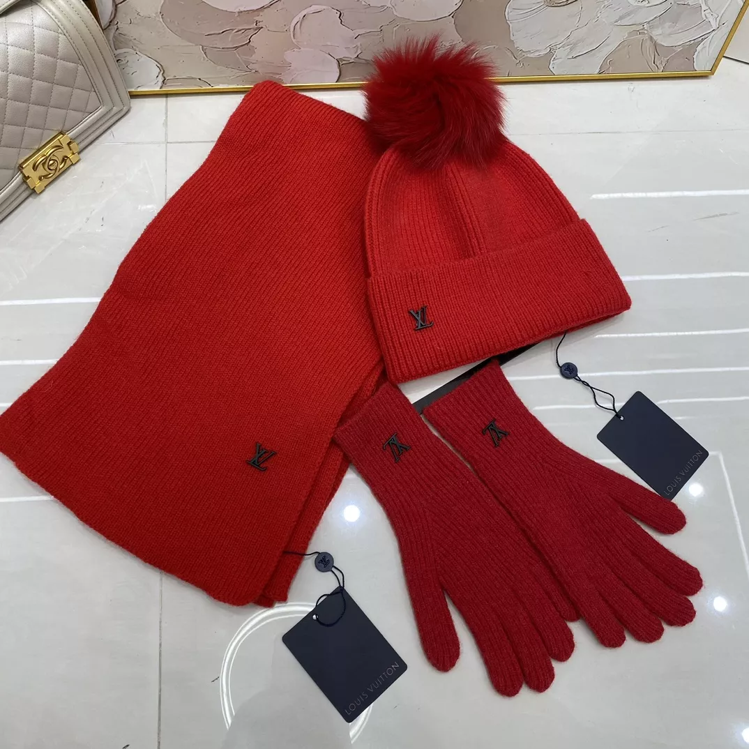 louis vuitton lv hat and echapres and glove set s_127aa6a